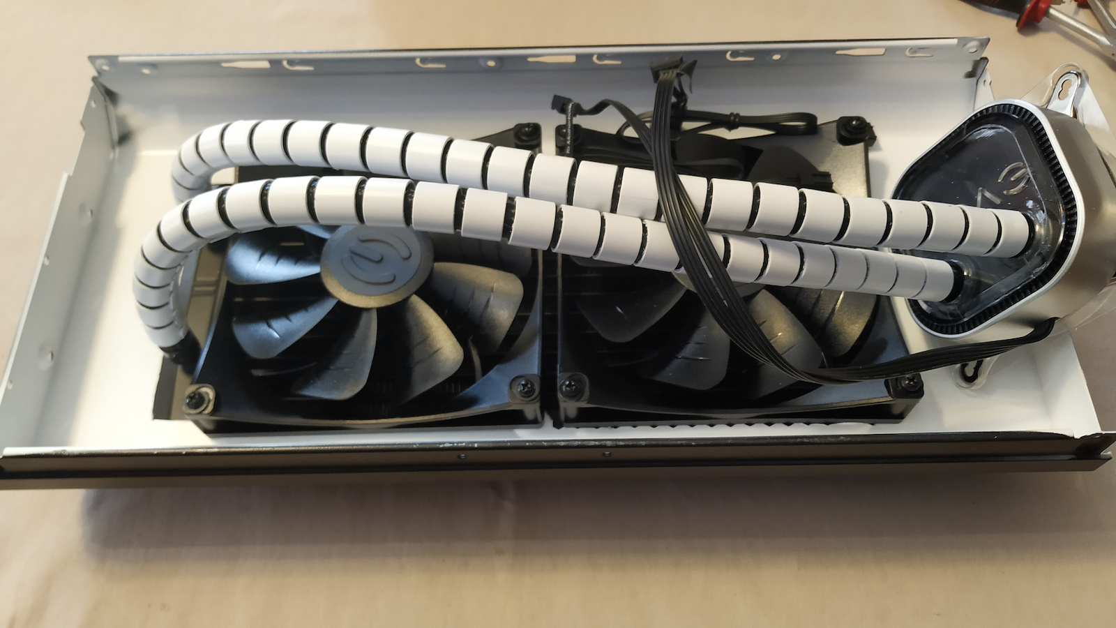 EVGA CLC 280 Υδρόψυξη Επεξεργαστή Διπλού Ανεμιστήρα 140mm για Socket 1200/115x με RGB Φωτισμό