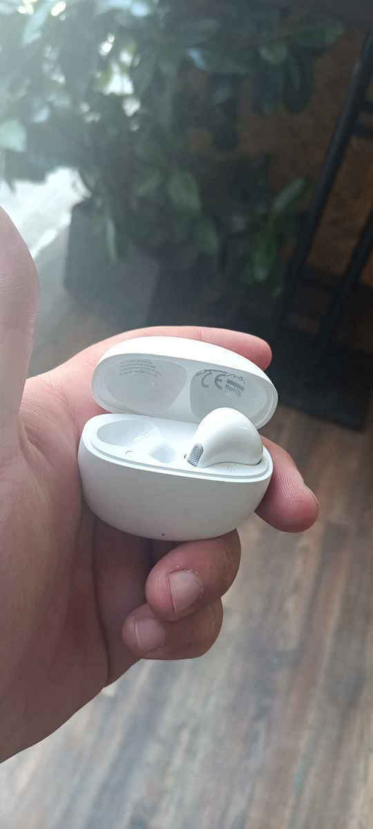 QCY AilyPods T20 Earbud Bluetooth хендсфри Слушалки с Устойчивост на Пот и Кутийка за Зареждане Черен