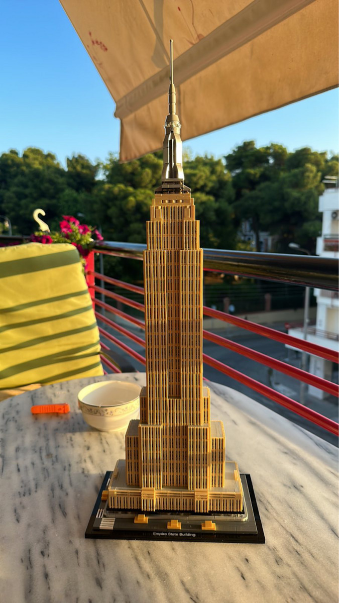 LEGO Architecture Empire State Building για 16+ Ετών 1767τμχ