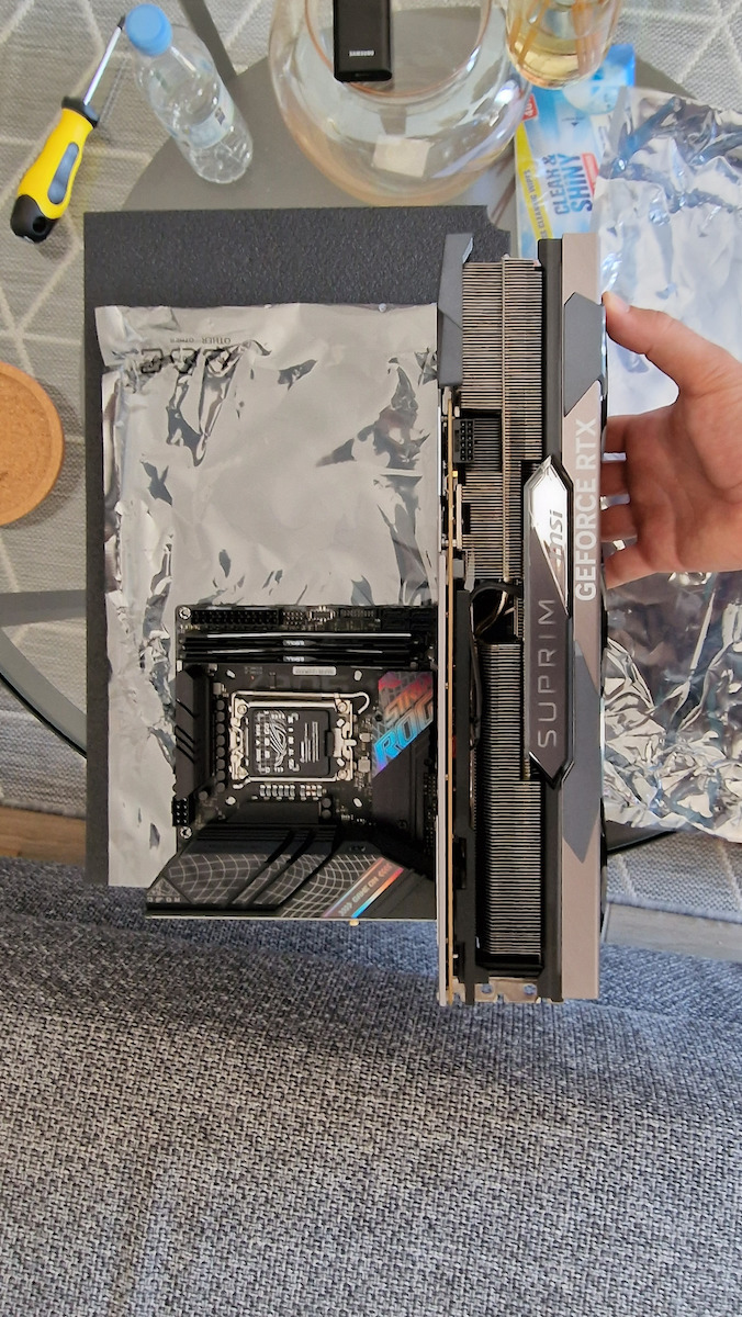 MSI GeForce RTX 4080 16GB GDDR6X Suprim X Κάρτα Γραφικών