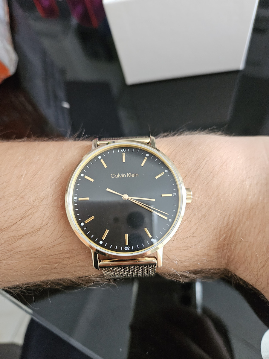 Calvin Klein Modern Ανδρικό Ρολόι 42mm Μπαταρίας με Μαύρο Δερμάτινο Λουράκι