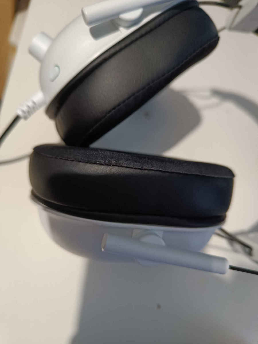 Razer BlackShark V2 X Over Ear Gaming Headset με σύνδεση 3.5mm Λευκό for Nintendo Switch / Nintendo Switch 2 / PC / PS4 / PS5 / XBOX