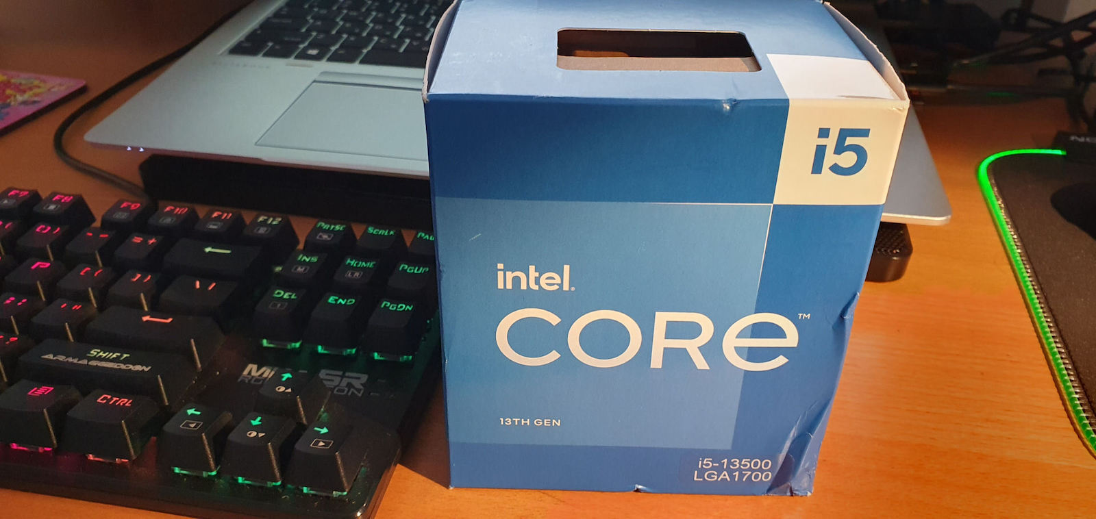 Intel Core i5-13500 Desktop Processor 14 cores (6 P-cores + 8 E-cores) 24MB  Cache, up to 4.8 GHz & GIGABYTE Z790 AORUS Elite AX (LGA 1700/ Intel Z790/