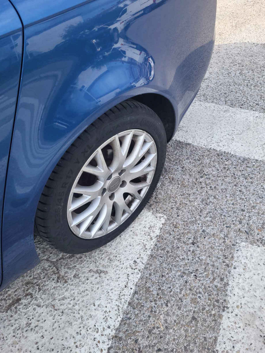 Premium Contact 7 235/45R17 97Y XL Vara Anvelopă pentru Mașină de Pasageri