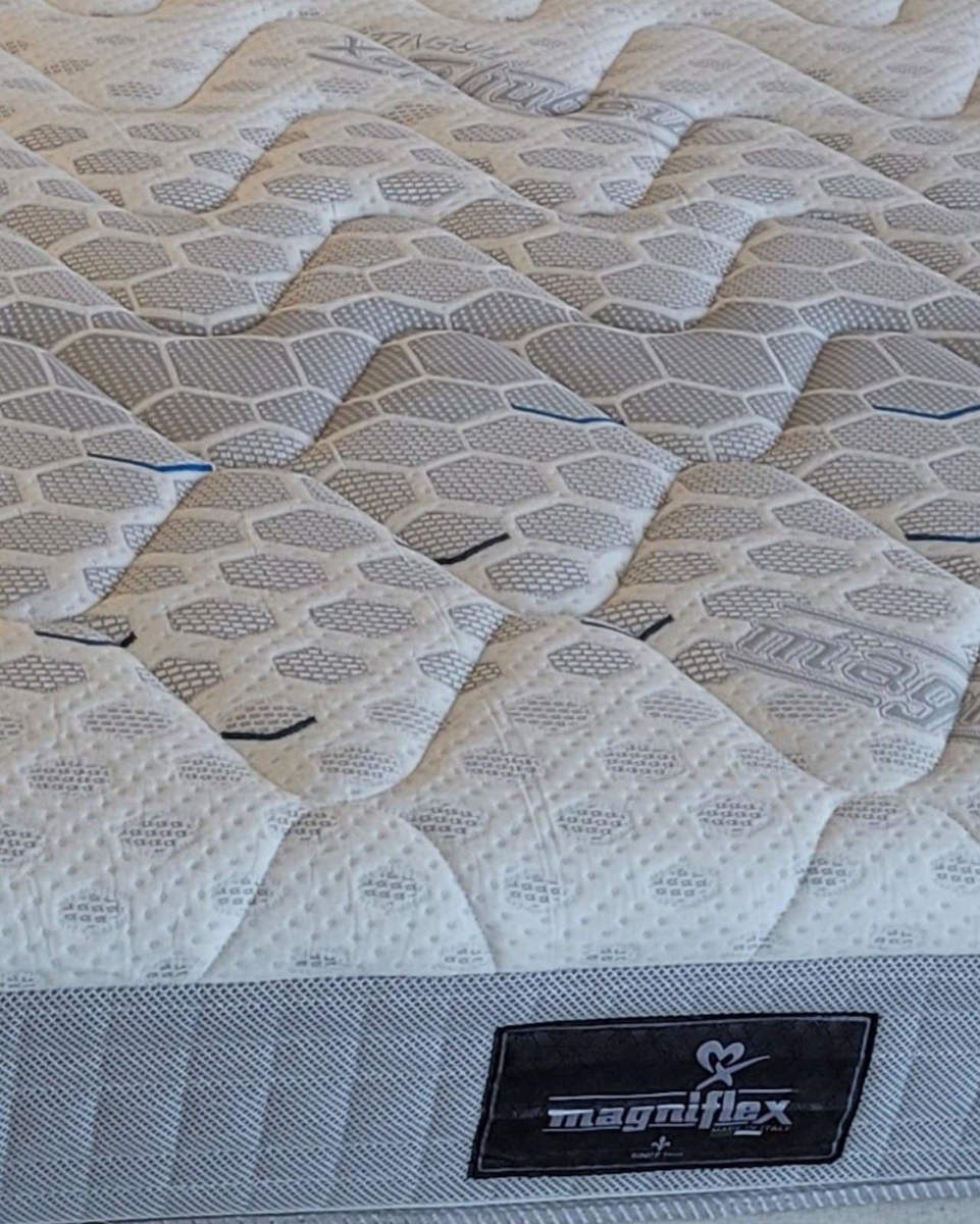 Magniflex Magnistretch 10 Υπέρδιπλο Ανατομικό Στρώμα Memory Foam / Foam 160x200cm