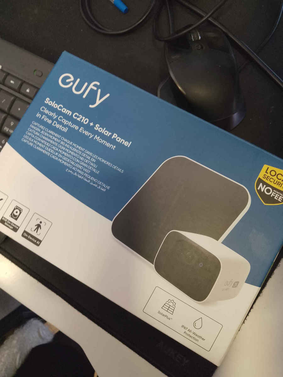 Eufy SoloCam C210 IP Überwachungskamera Wi-Fi Full HD+ 4MP Wasserdicht Batteriebetrieben mit Zwei-Wege-Kommunikation