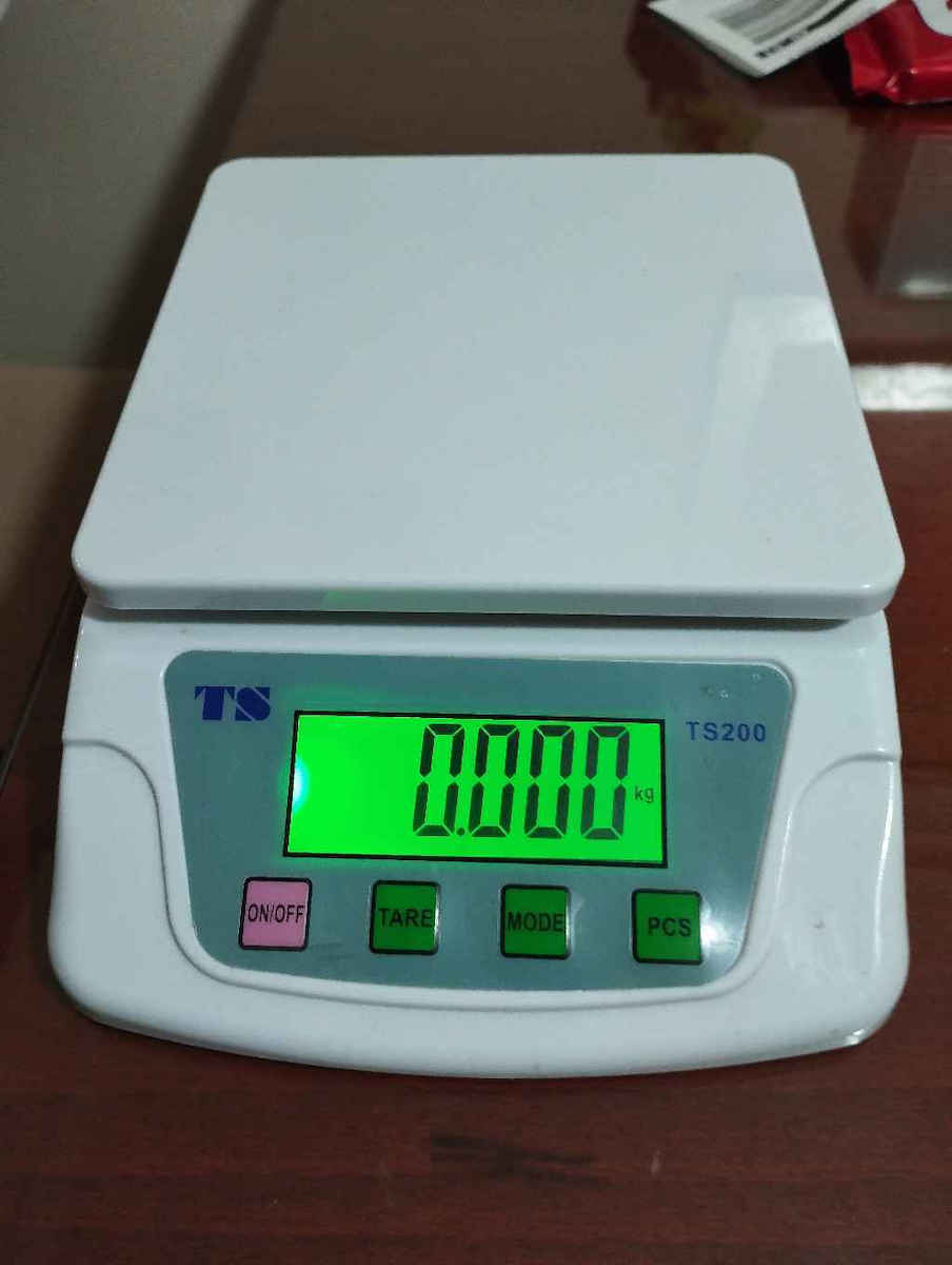 Ts200 Electronic Professional Precision Scale with Weighing Capacity 10kg and Accuracy 1g