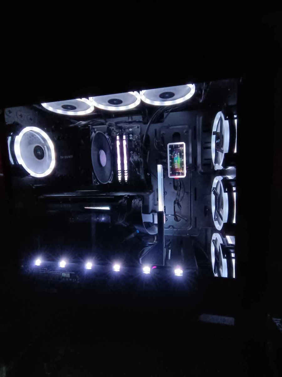 CoolerMaster Atlas Argb GPU Holder