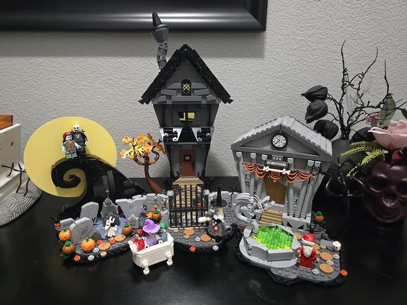 LEGO Disney Disney Tim Burton's The Nightmare Before Xmas Pentru 18+ Ani 2193 Bucăți