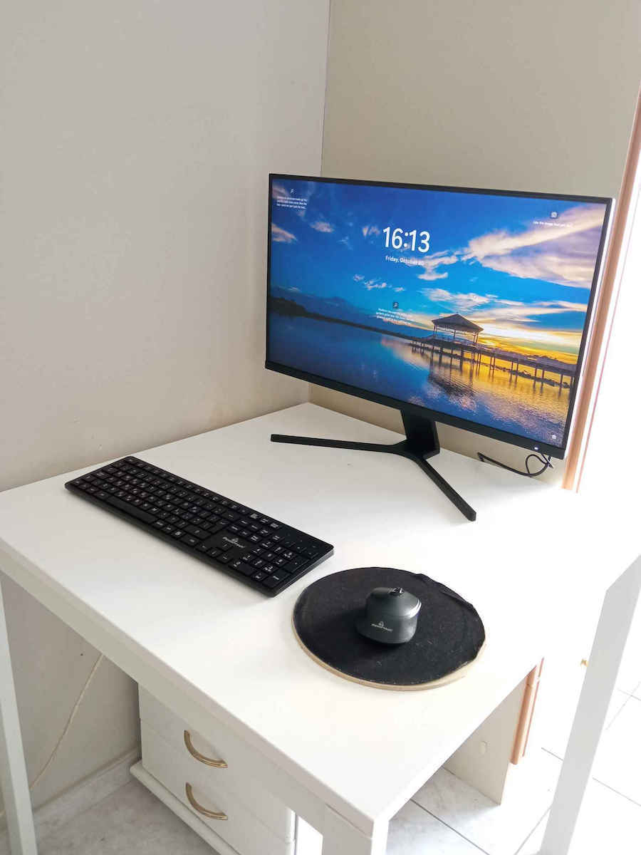 Xiaomi Mi Desktop IPS Монитор 27" FHD 1920x1080 с Време за Реакция 6мс GTG