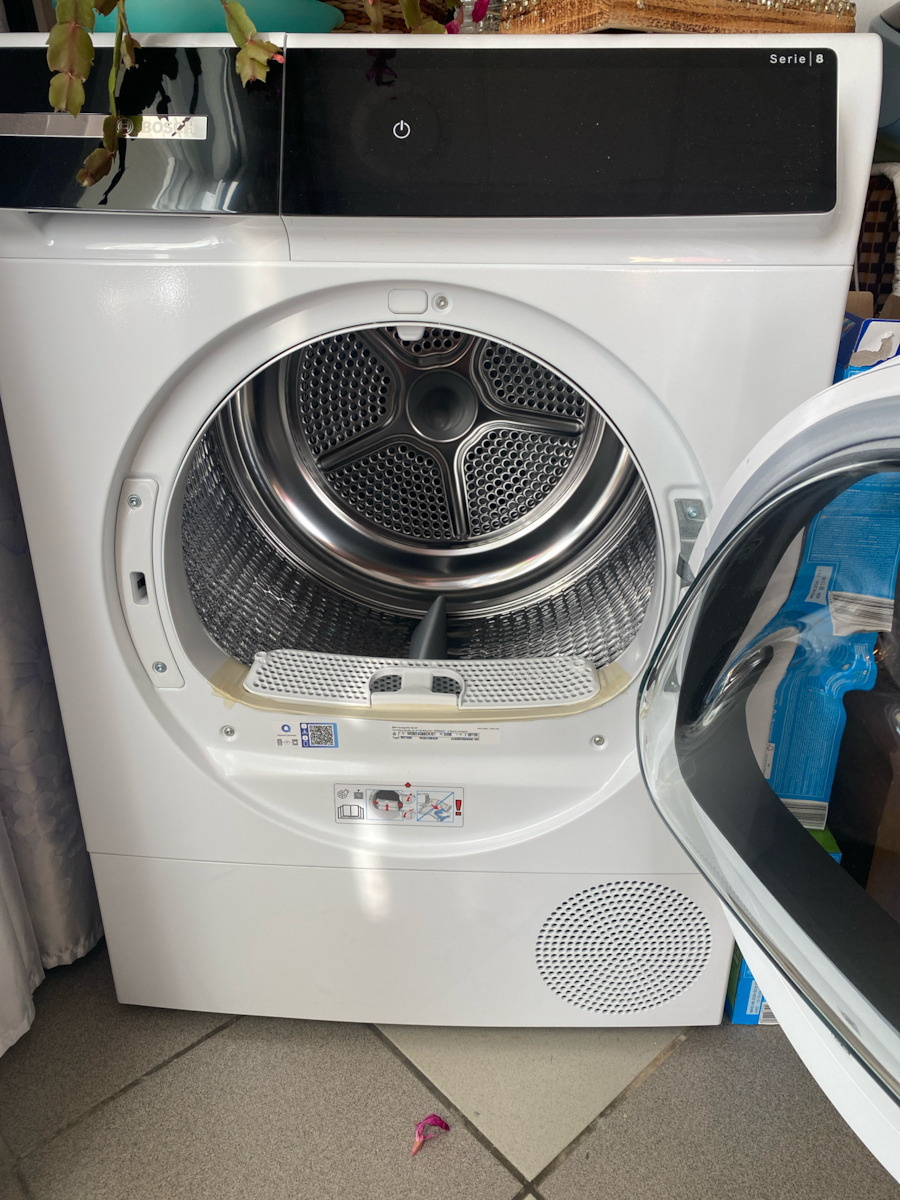 Bosch Serie 8 Στεγνωτήριο 9kg με Αντλία Θερμότητας