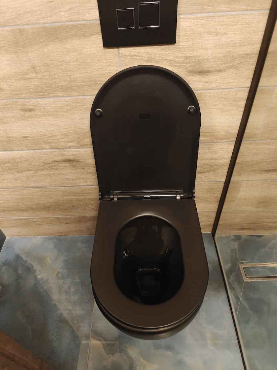 Karag Milos Stehende Toilette Randlos mit Schlank Deckel Sanftes Schließen Schwarz