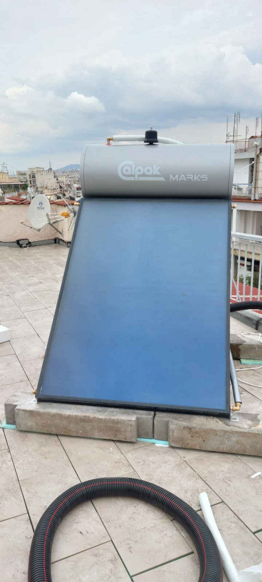 Calpak Prisma Ηλιακός Θερμοσίφωνας 160lt Glass Τριπλής Ενέργειας Αντλίας Θερμότητας 2τ.μ. Επιλεκτικός