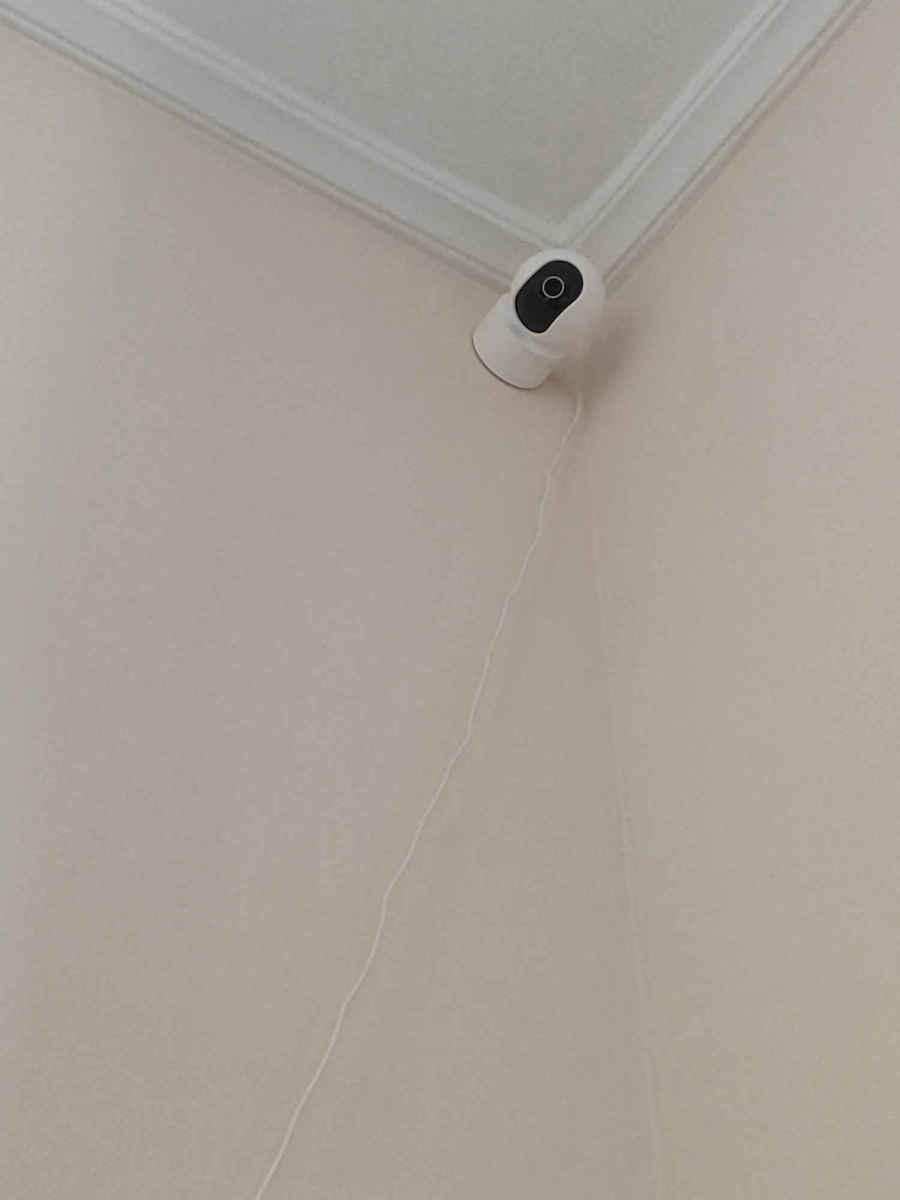 Xiaomi C200 IP Surveillance Camera Wi-Fi Full HD 1080p with Two-Way Communication