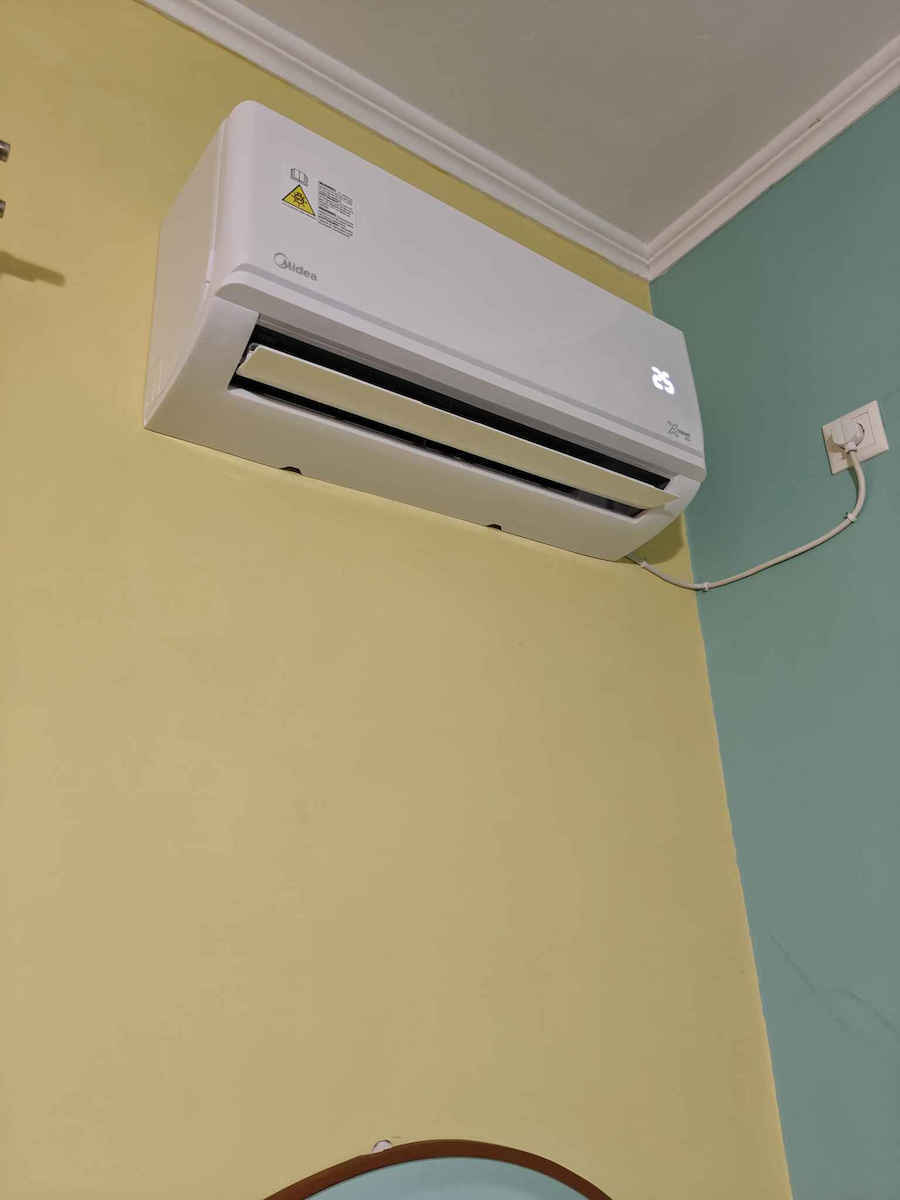 Midea Xtreme Eco Air Conditioner Inverter 24000 BTU A++/A+ with WiFi and UVC Technology