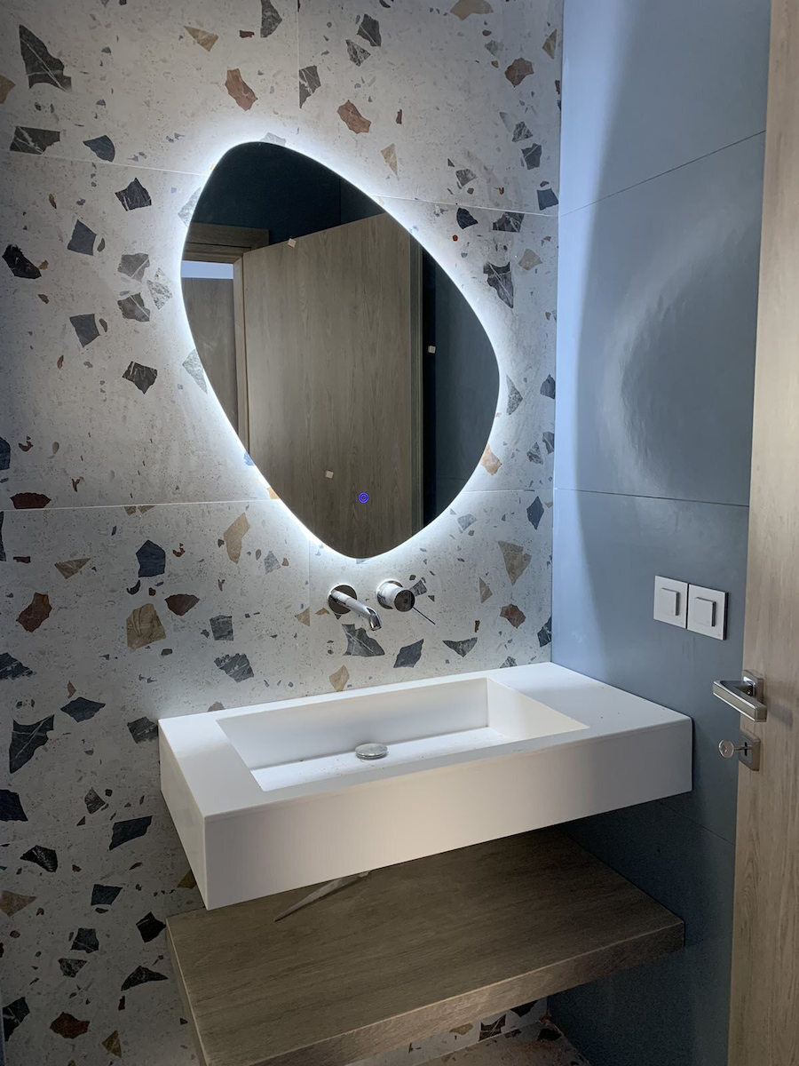Gloria Valentina Bathroom Mirror Led Touch made of Plastic 70x80cm