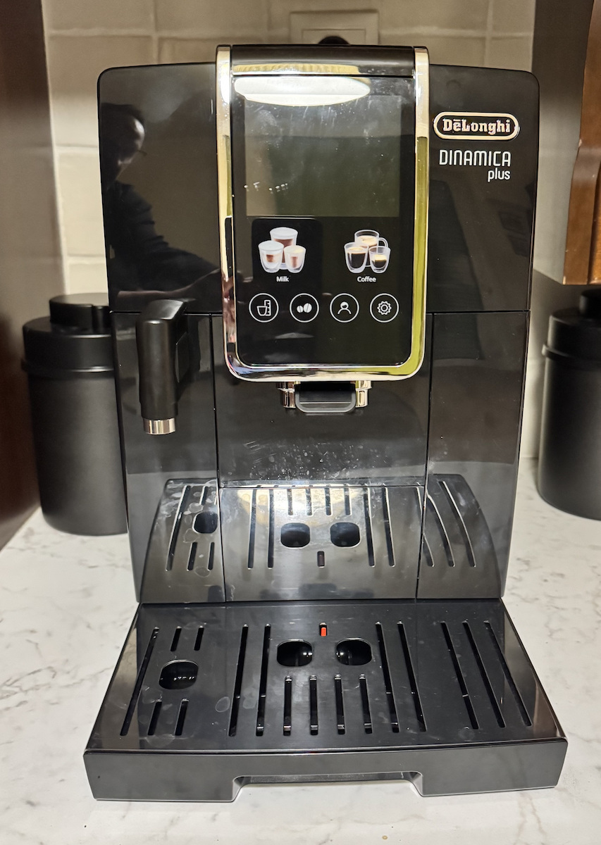 De'Longhi Dinamica Plus Αυτόματη Μηχανή Espresso 1450W Πίεσης 15bar με Μύλο Άλεσης Ασημί