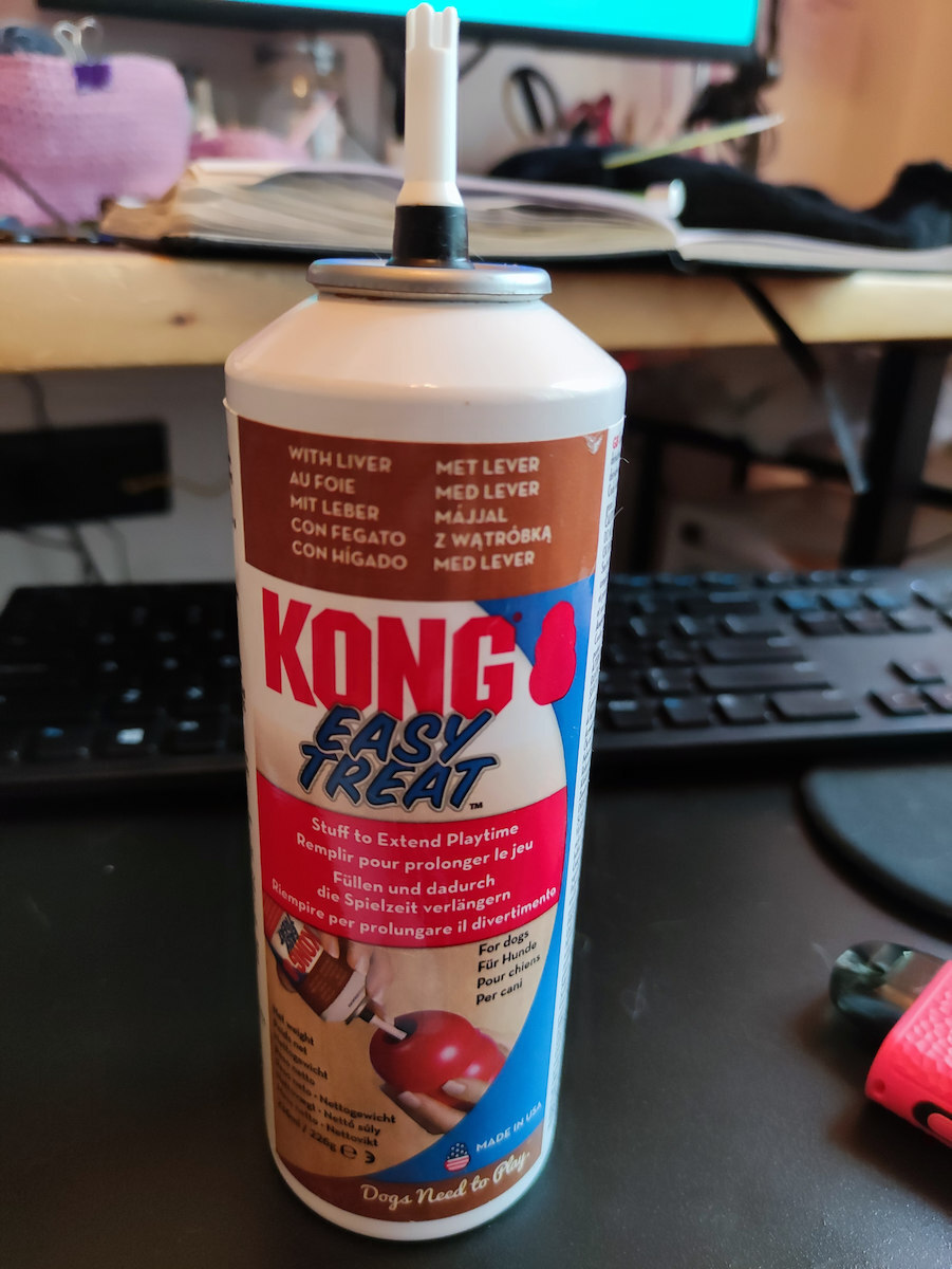 Kong Easy Treat Liver Dog Treat with Liver 226gr