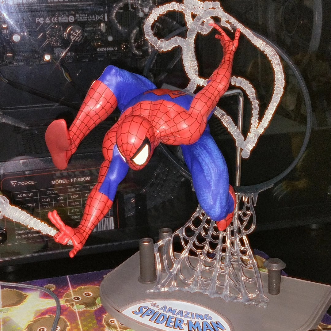 Mcfarlane Toys Marvel Pvc Statue 1/6 Spider-man Amazing Spider-man #301 30 Cm Mcf14771