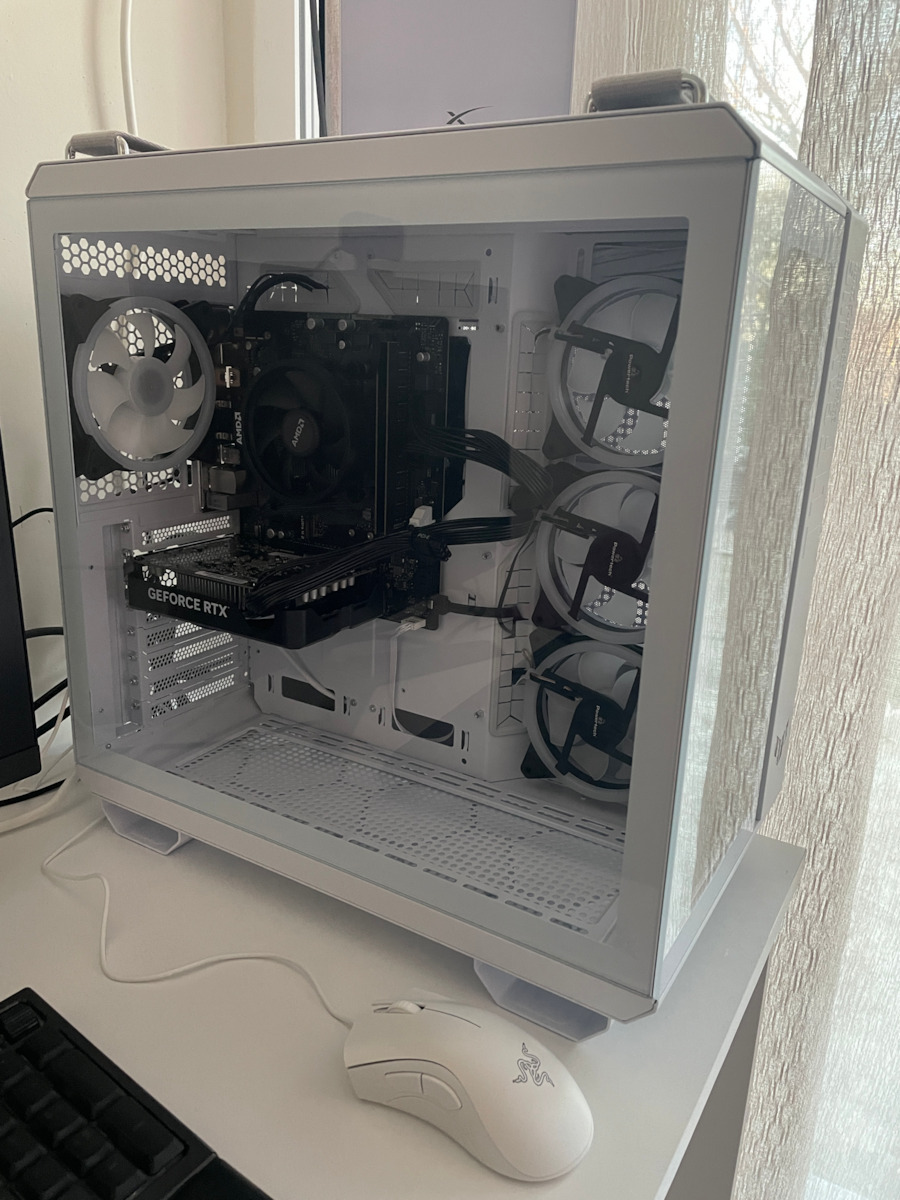Vengeance Hunter-V2 Asus Edition Gaming Desktop PC (Ryzen 7-5700X/32GB DDR4/512GB SSD/GeForce RTX 4060/Fără OS)
