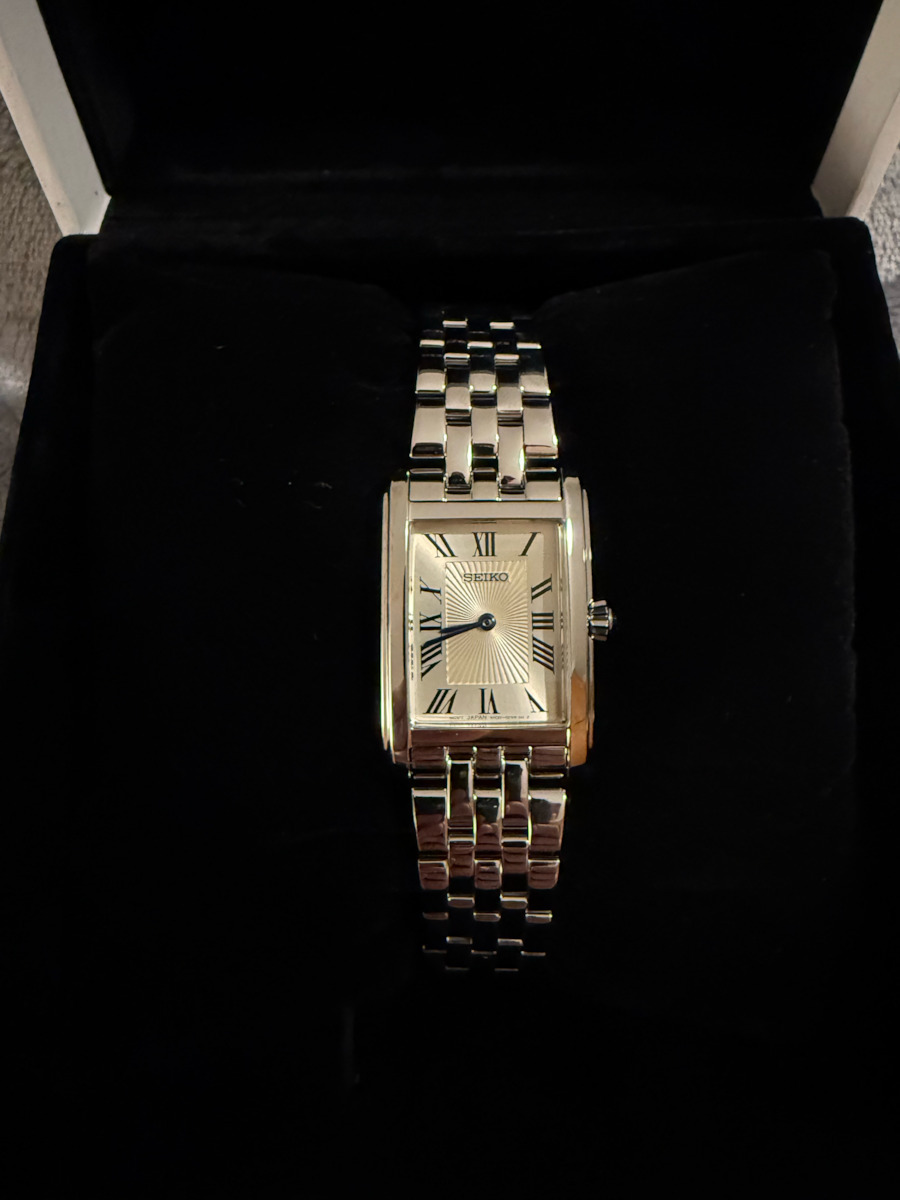 Seiko Women's Watch with Silver Metal Bracelet