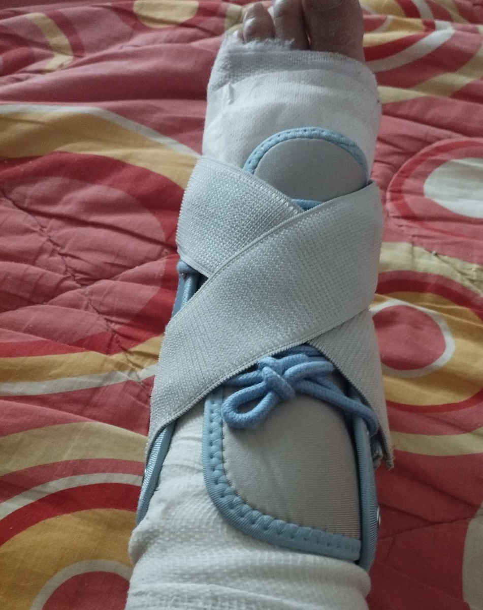 Vita Orthopaedics 06-2-047 Guler Glezna Neopren în Gri Culoare