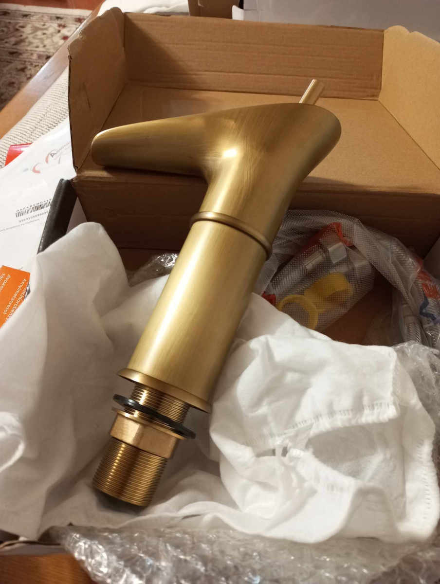 P81-3 Mixing Waterfall Sink Faucet Bronze