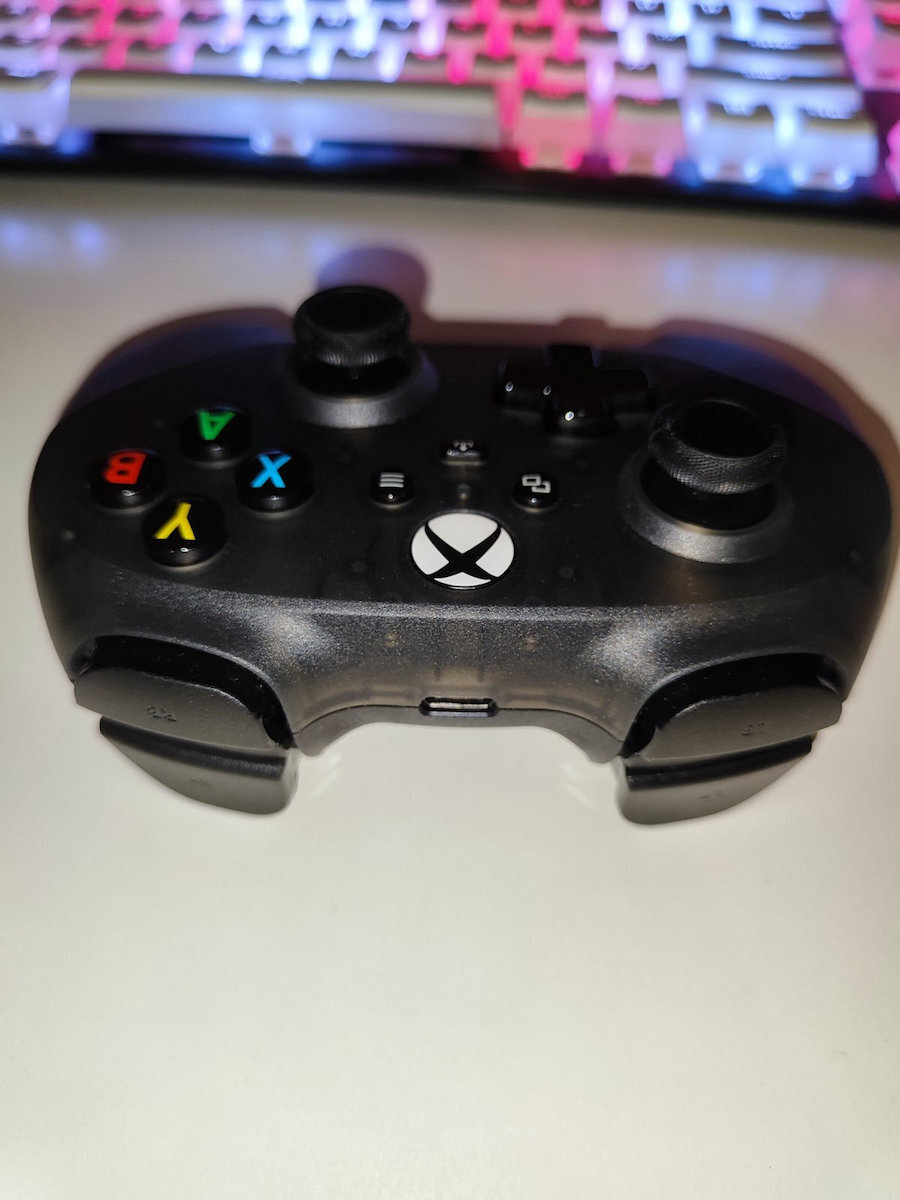 HyperX Clutch Tanto Mini Ενσύρματο Gamepad για Xbox One / Xbox Series Μαύρο