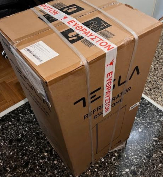 Tesla Mini Bar 93lt H85xW47.2xD45cm White RS0903ME