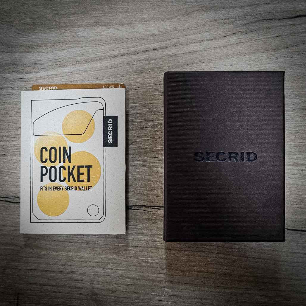 Miniwallet Matte Portofel bărbătesc Carduri cu RFID și mecanism Slide Negru