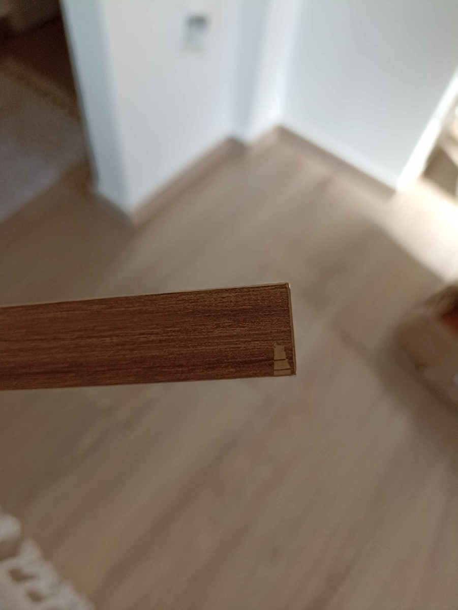 Γωνιακή Βιβλιοθήκη Sparrow Καφέ 30x30x180εκ.