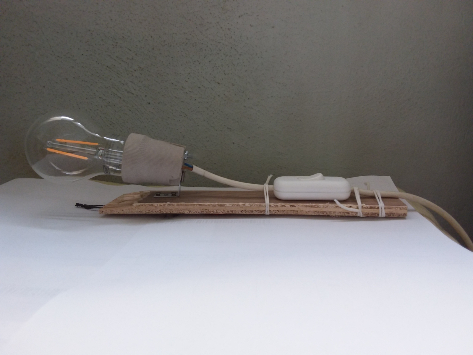 Eurolamp Power Socket with Socket E27 in White color Set 1pcs Socket Adapter 147-23009