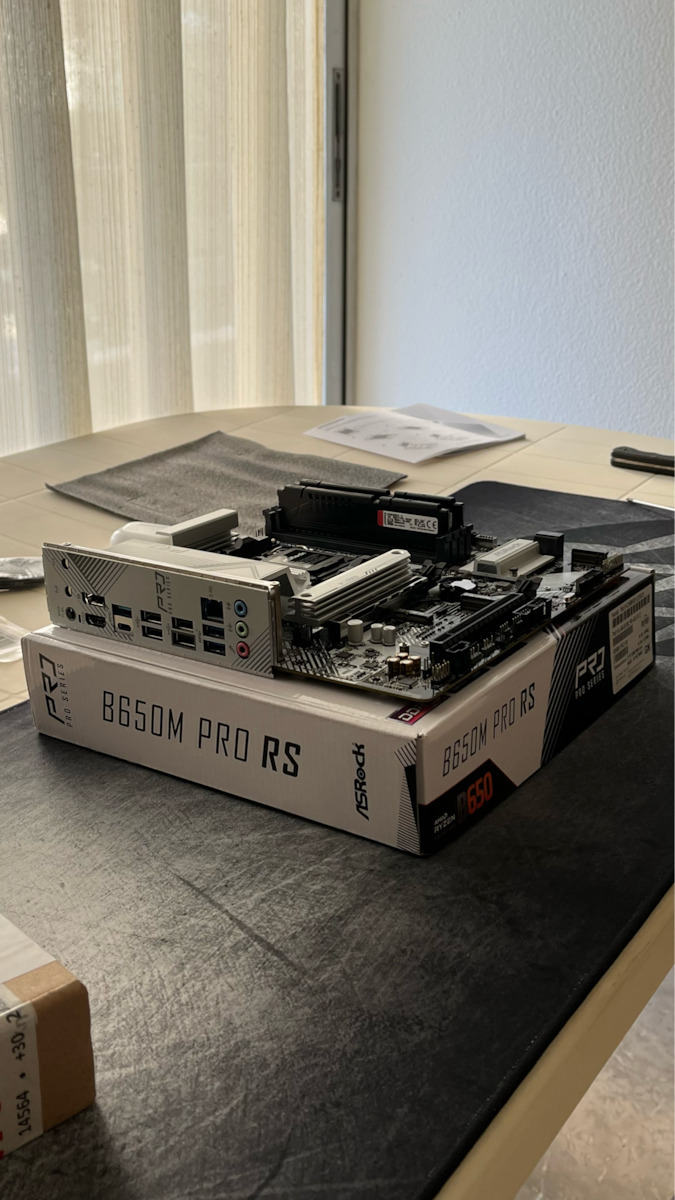 ASRock B650M Pro RS Motherboard Micro ATX με AMD AM5 Socket 90-MXBLP0-A0UAYZ