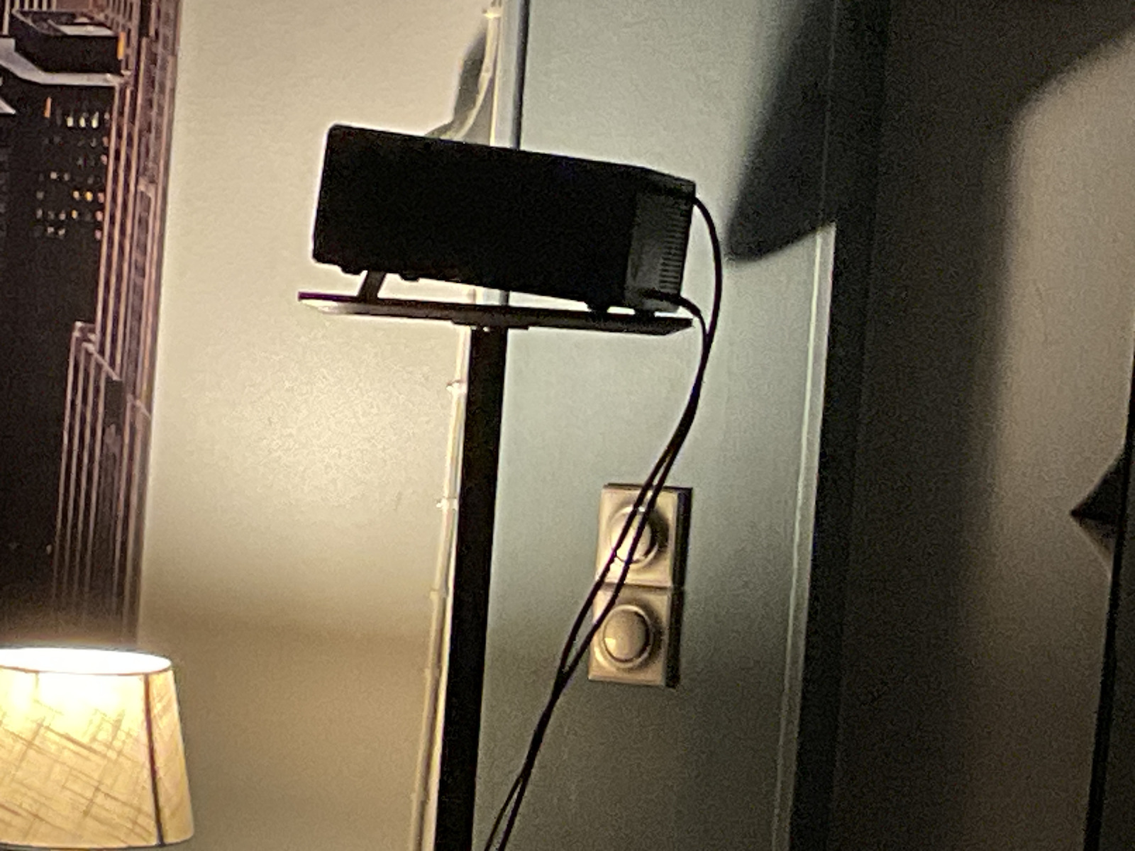 Brateck Projector Floor Mount with Maximum Load 6kg Black