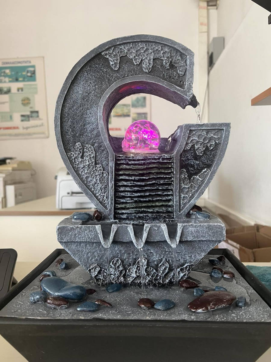 Home Use Fountain with Light 30x23x40cm HUH-0174