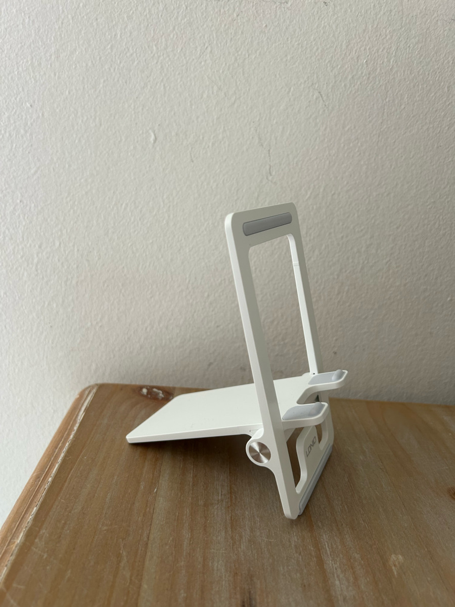 Ldnio MG06 Desk Stand for Mobile Phone in White Colour