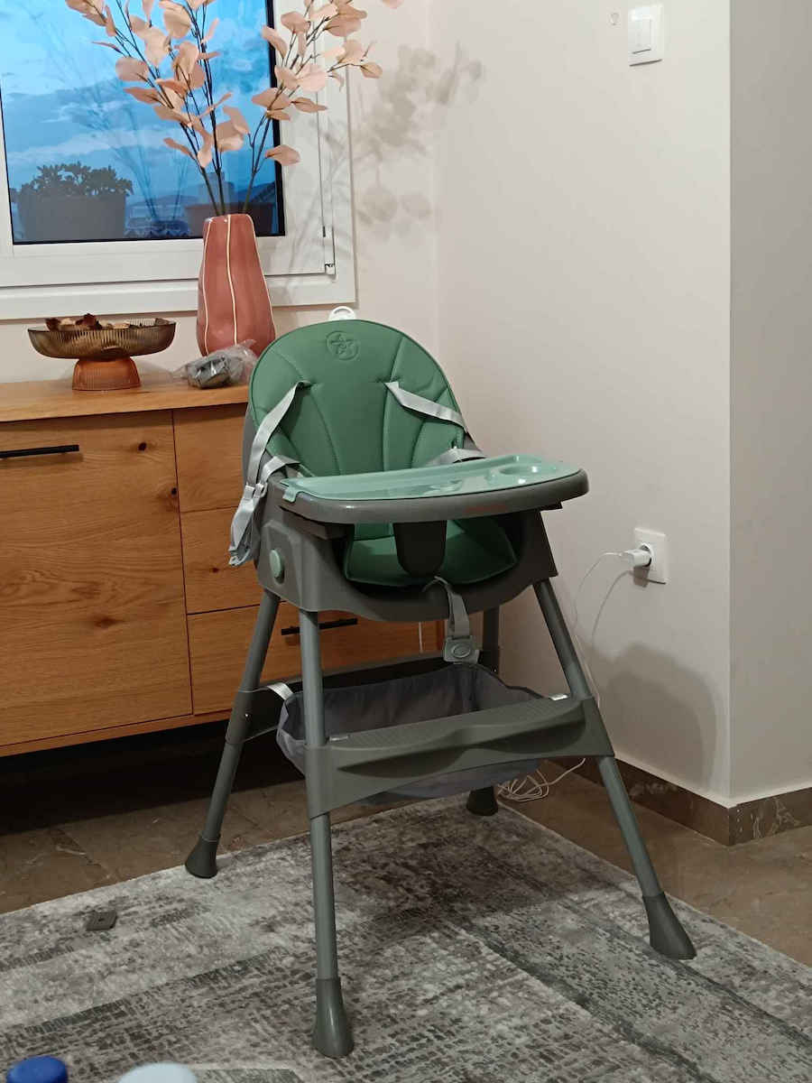 Bebe Stars Comfy Foldable Highchair 2 in 1 with Adjustable Height Apple