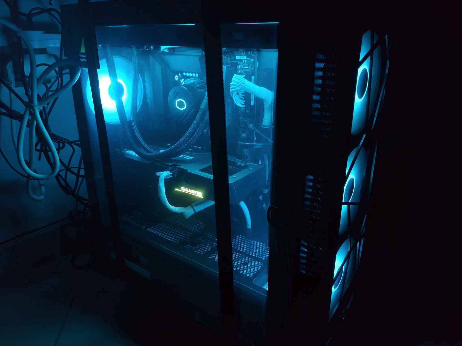 Raijintek Ponos Ultra TG4 Gaming Midi Tower Computer Case with Side Window and ARGB Lighting Coating Black