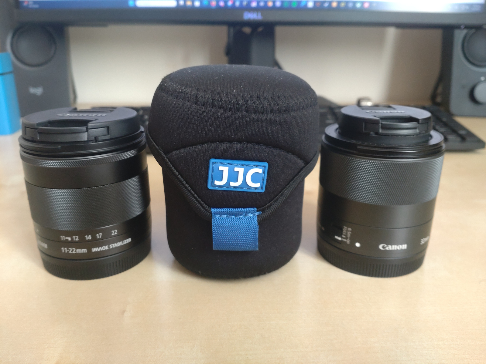 JJC Camera Lens Case Size Small Black