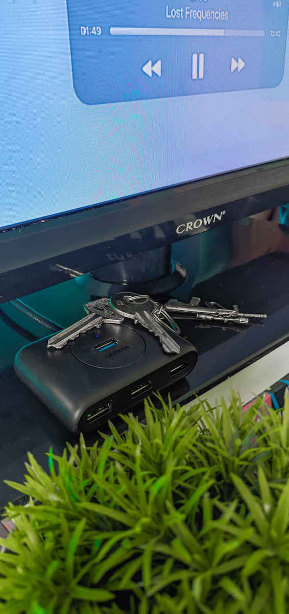 Ugreen CR113 Hub 4 Porturi USB 3.0 cu Conectare USB-A