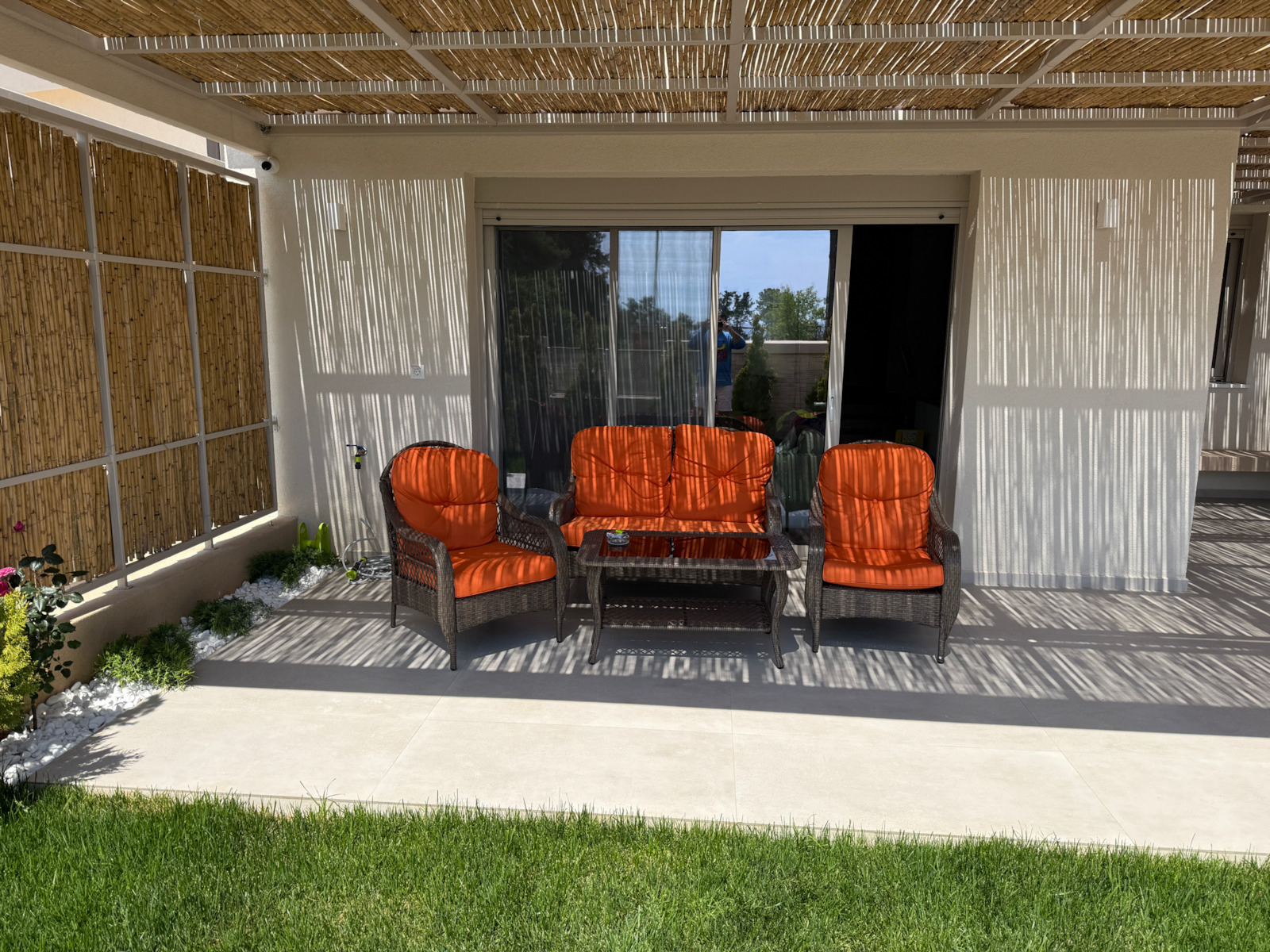 Set Cameră De Zi Pentru Exterior 4 Piese Kaki / Portocaliu Cu Perne
