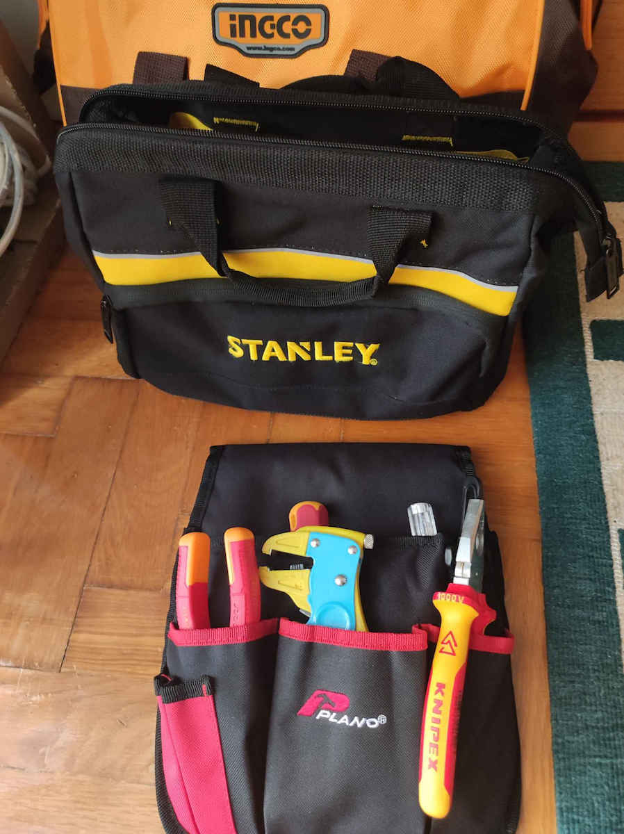 Plano Fabric Tool Belt Case with 6 Compartments and Hammer Slot
