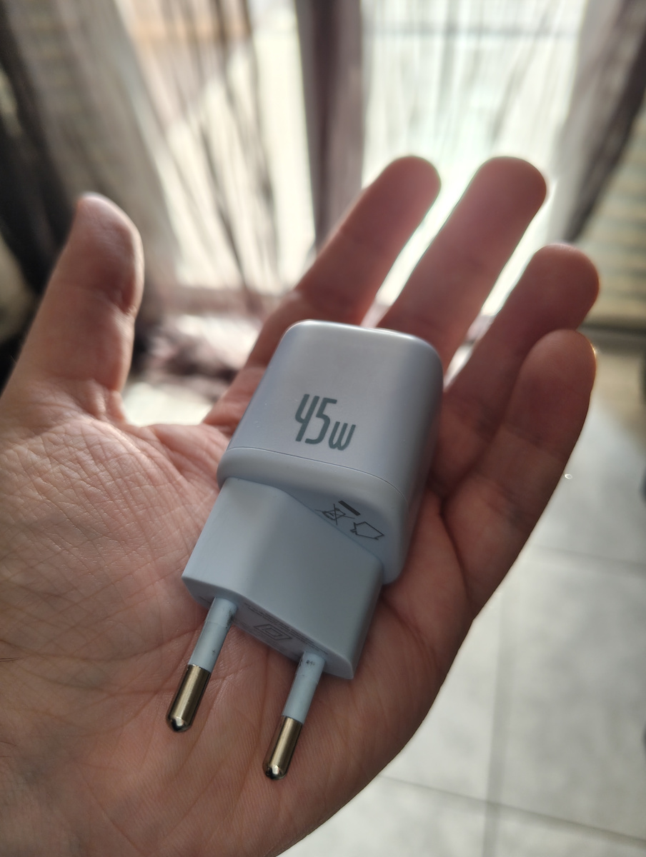 Baseus Φορτιστής Χωρίς Καλώδιο GaN με Θύρα USB-C 45W Power Delivery / Quick Charge 3.0 / SuperCharge Λευκός (PicoGo)