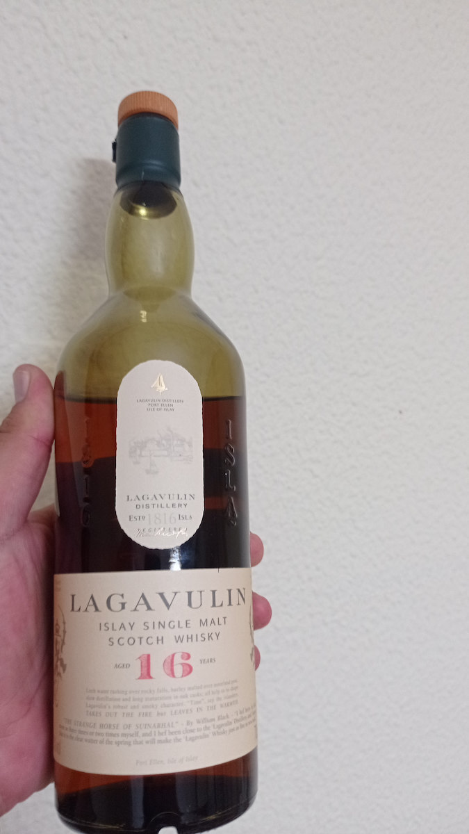 Single Malt Whisky Scoțian de 16 Ani 43% 700ml