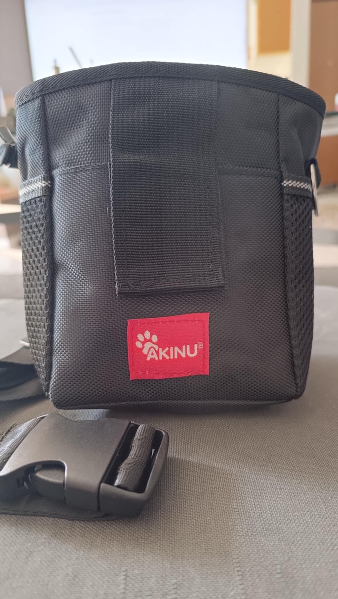 Akinu Fall behandeln Ausbildung Hund