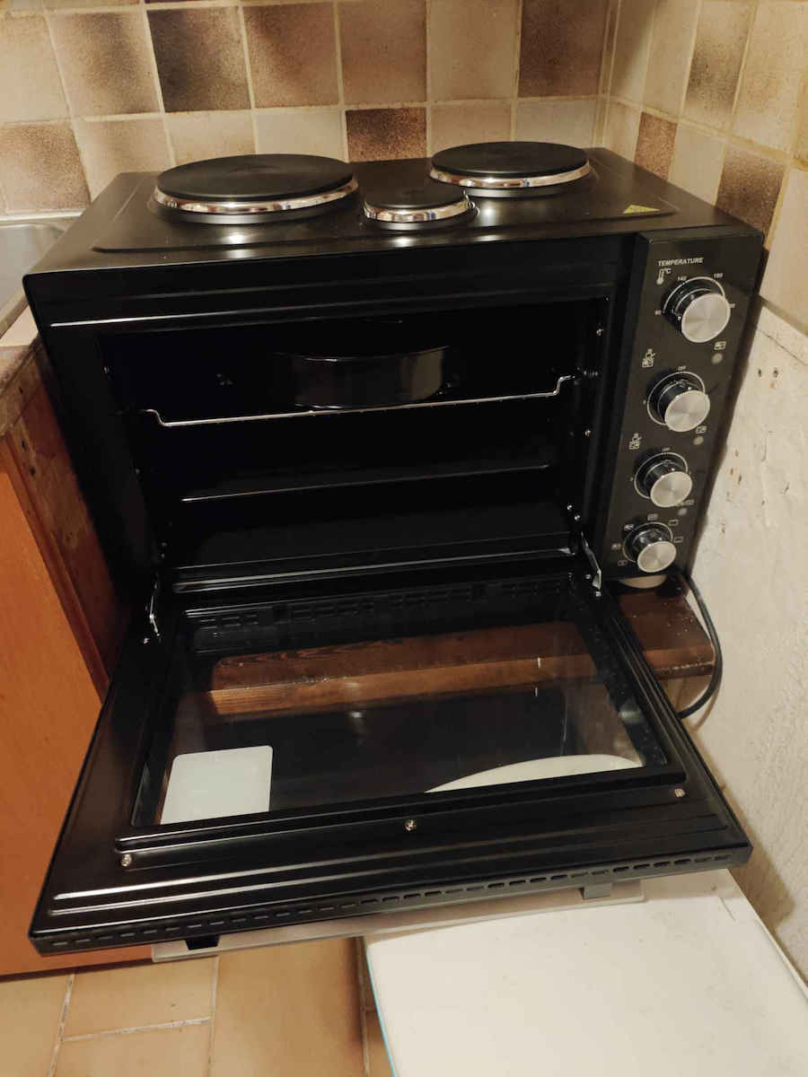 Primo PREO-40253 Electric Countertop Oven 50lt with 3 Burners and Air