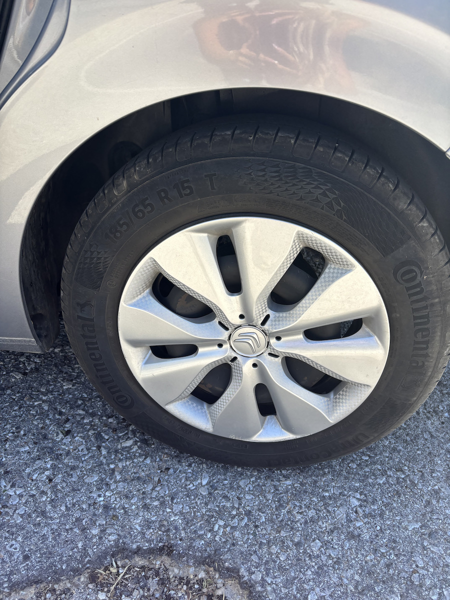 Continental UltraContact 185/65R15 88T Θερινό Λάστιχο για Επιβατικό Αυτοκίνητο