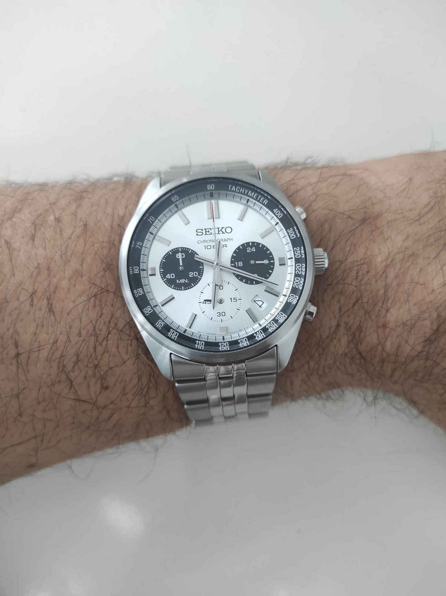 Seiko Men's Watch 42mm Chronograph Battery with Silver Metal Bracelet