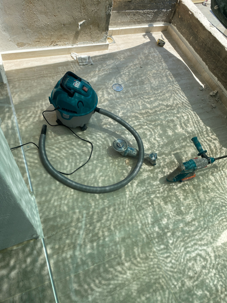 Total Σκούπα Υγρών / Στερεών 1200W με Πλαστικό Κάδο 10lt