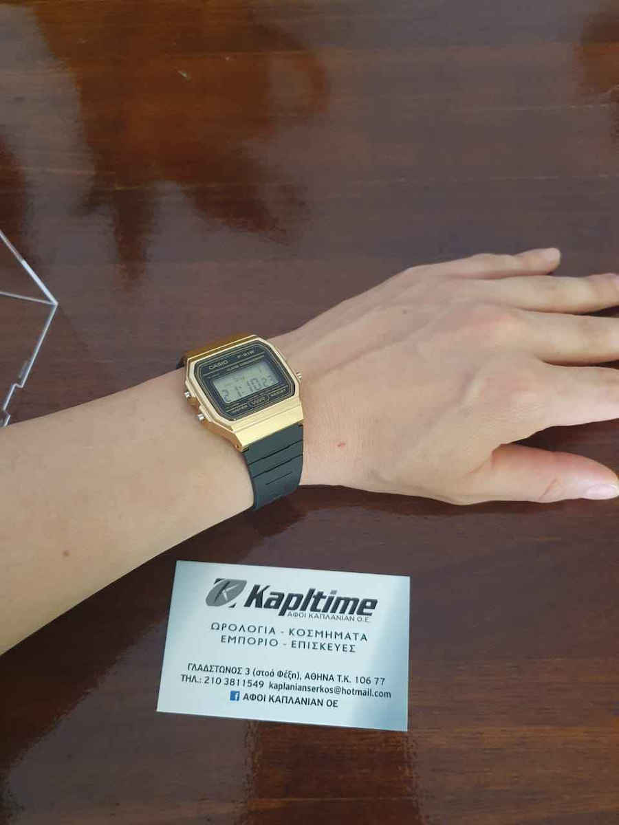 Casio Collection Ψηφιακό Ανδρικό Ρολόι 38mm Μπαταρίας με Μαύρο Καουτσούκ Λουράκι